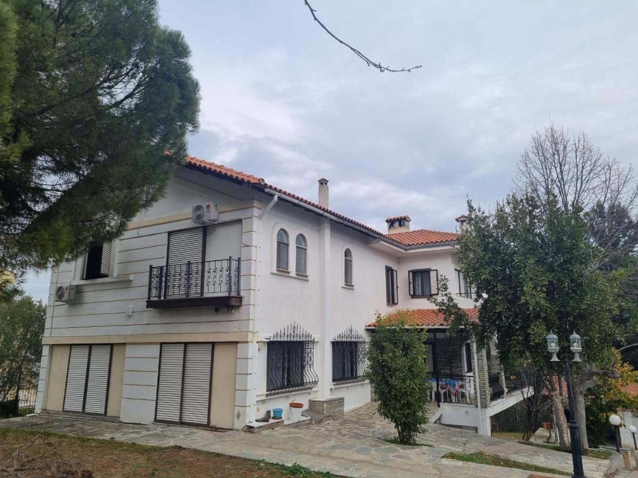 Villa In Trilofos-Close To The Beach Thessaloniki Exterior photo